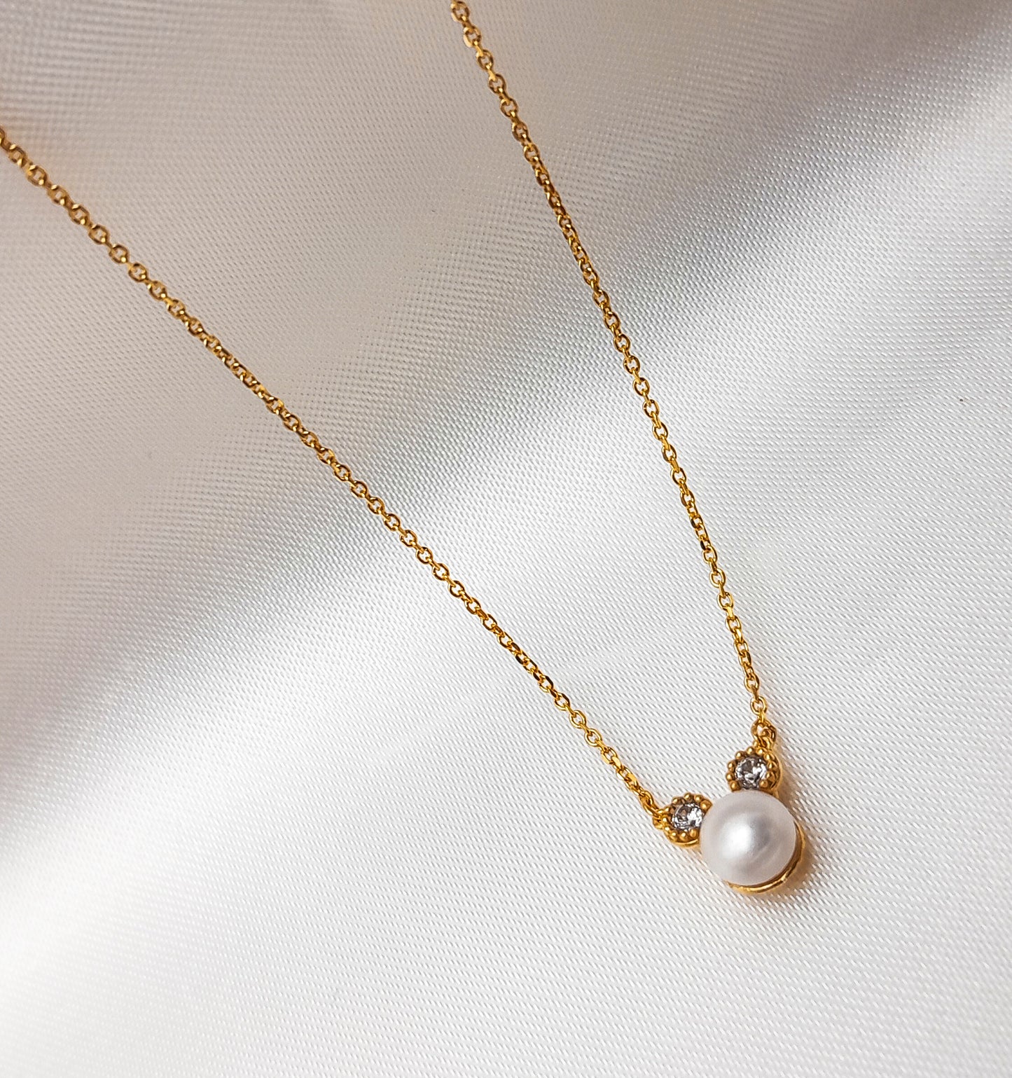 CLAUDIA Necklace