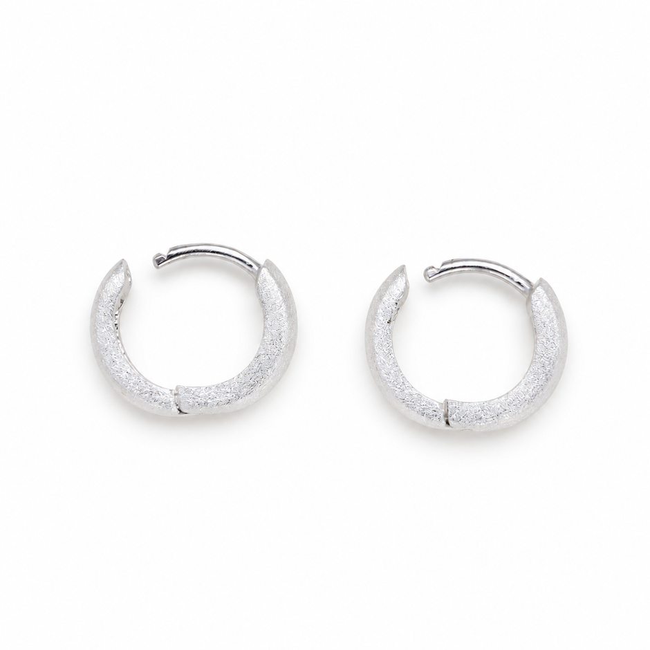 Cyrine Matte Huggie Earrings detail