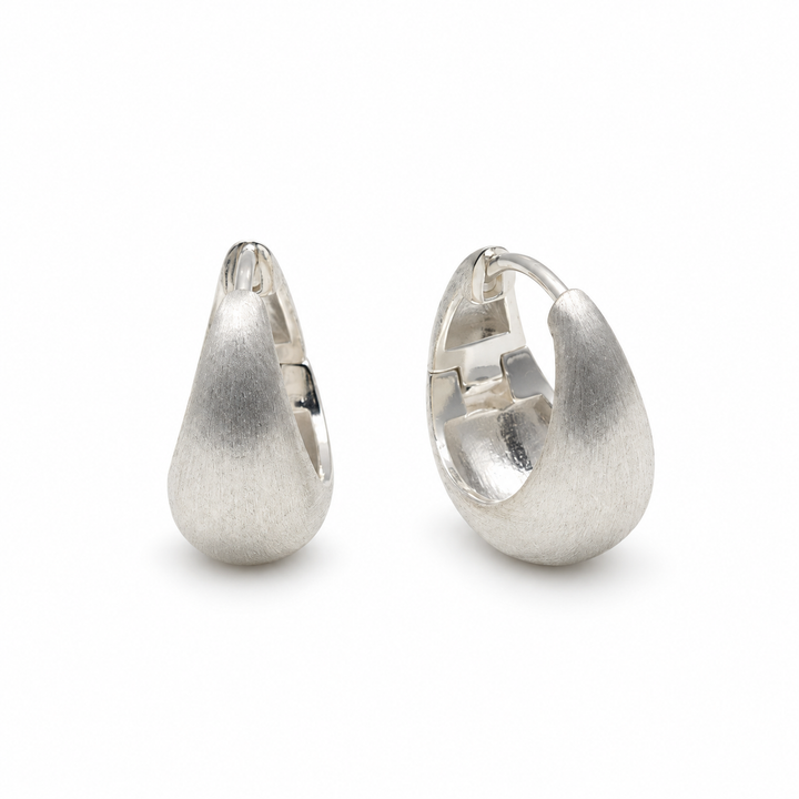 Édeline Matte Dome Huggie Earrings front