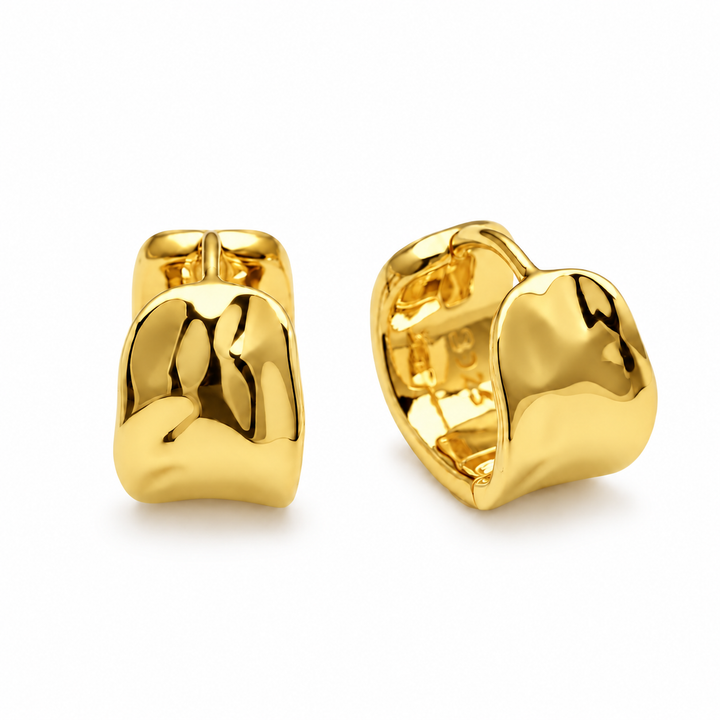 Aline Mini Hoops in Gold Vermeil