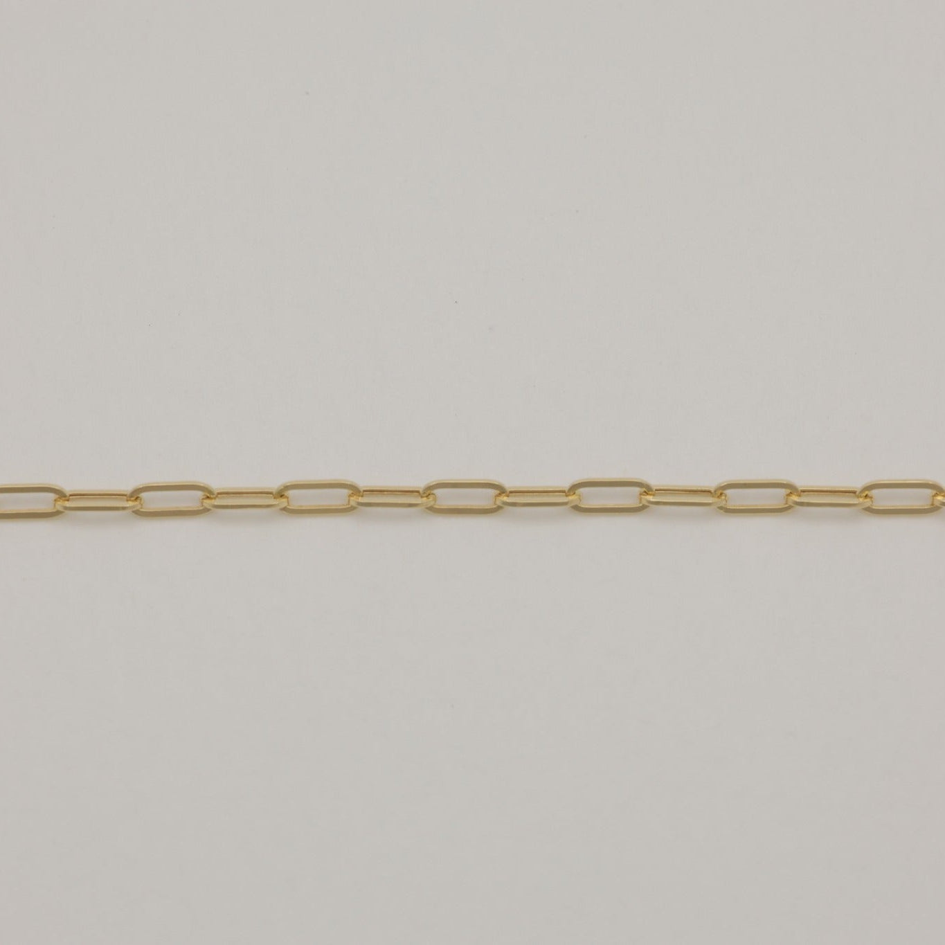 Side angle showing lightweight rectangular links