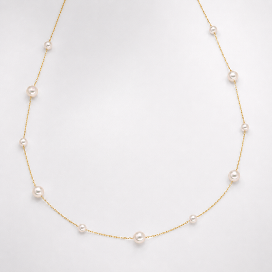 Élina Mixed Station Akoya Pearl Necklace in 18K Gold