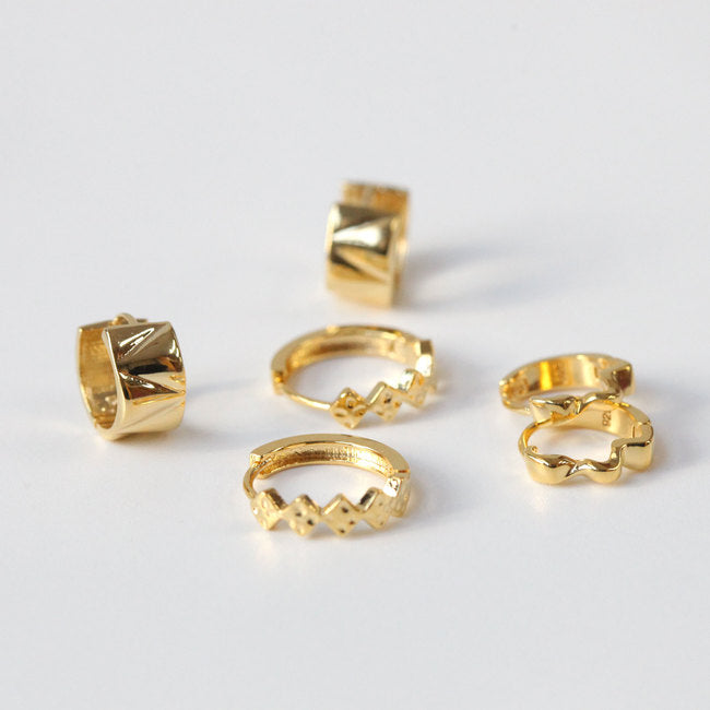 CALLA Gold Earrings