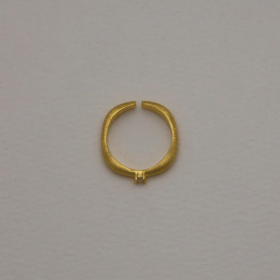 S925 gold vermeil ring with brushed finish and open band