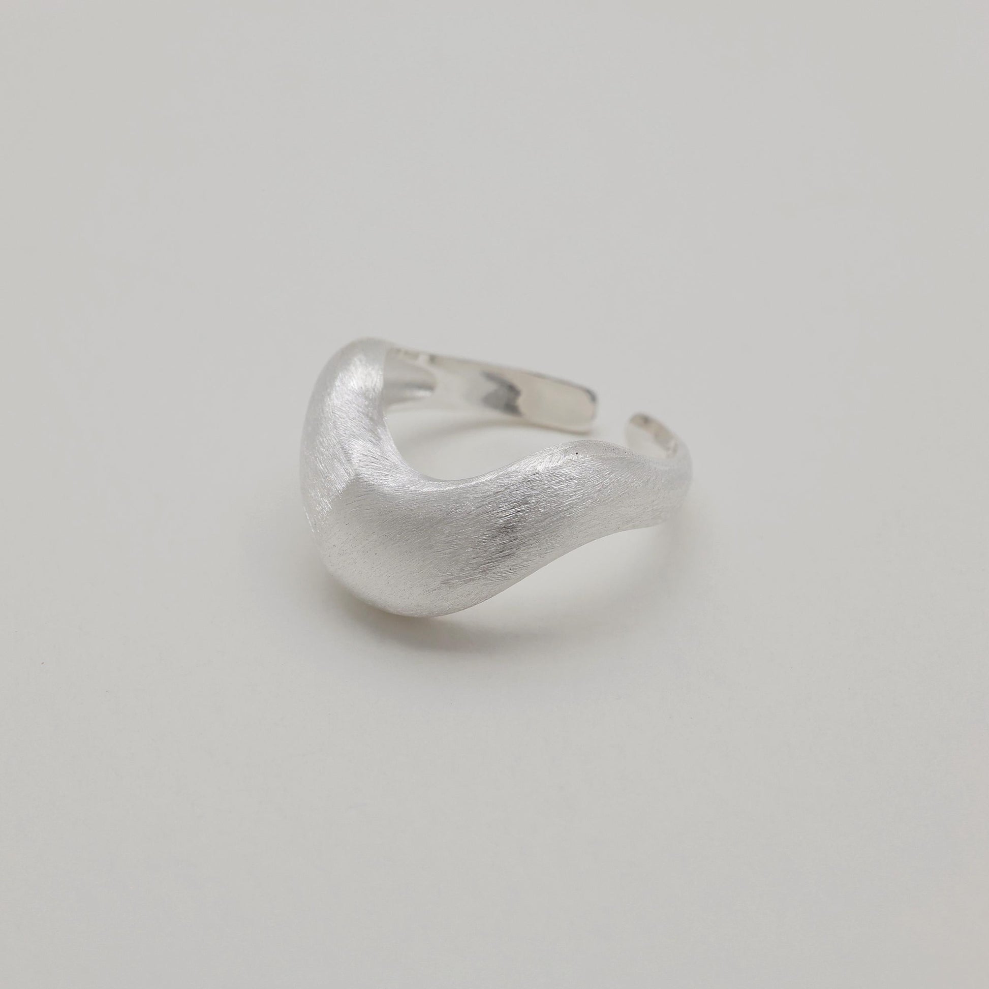 Side angle view of 925 sterling silver ring



