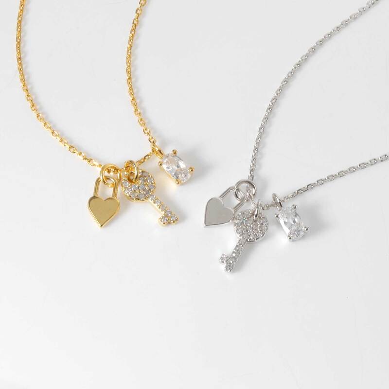 IRIS Gold Necklace