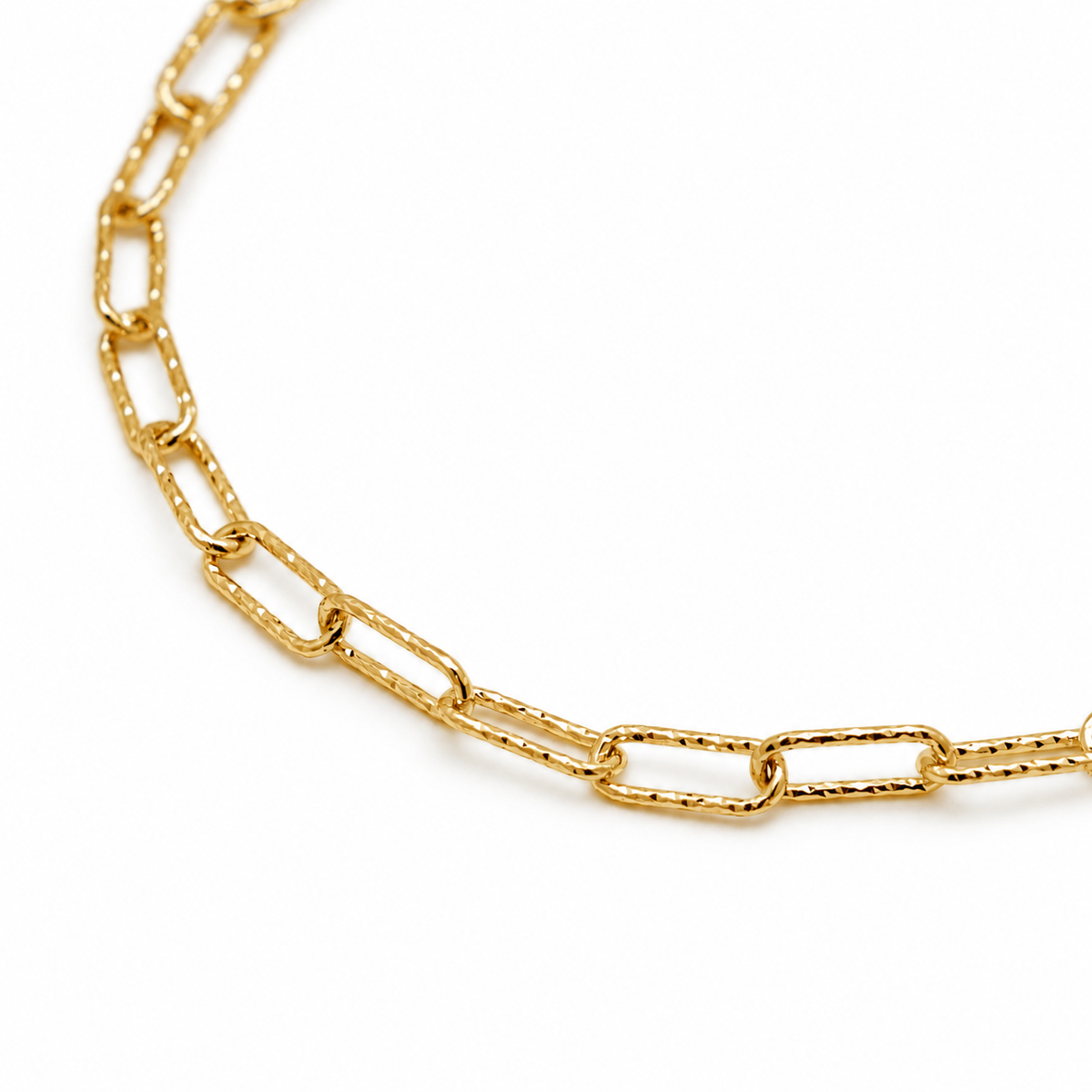 Nolita Chain Bracelet in Gold Vermeil — angled detail