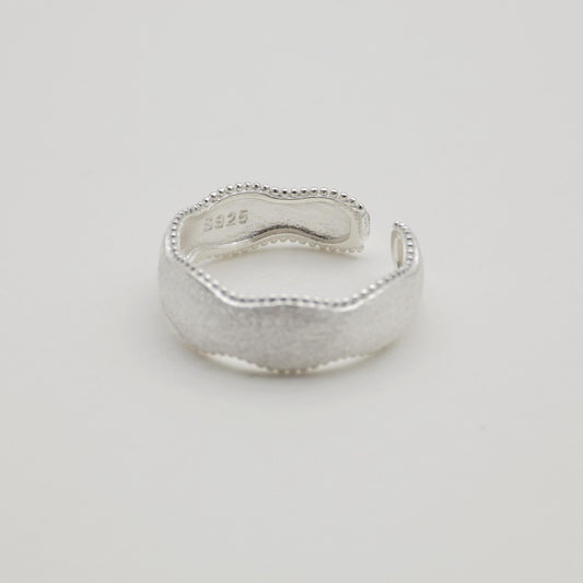  Main image of Éloïse Sculptural Ring in 925 sterling silver on neutral background