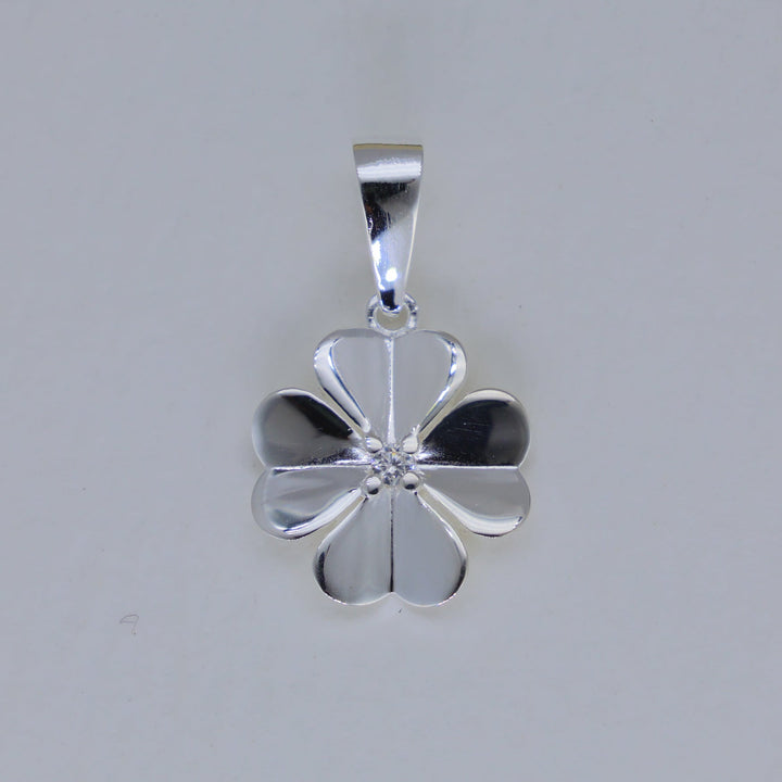 Elvire Clover Pendant in 925 Sterling Silver by MOA - view 1