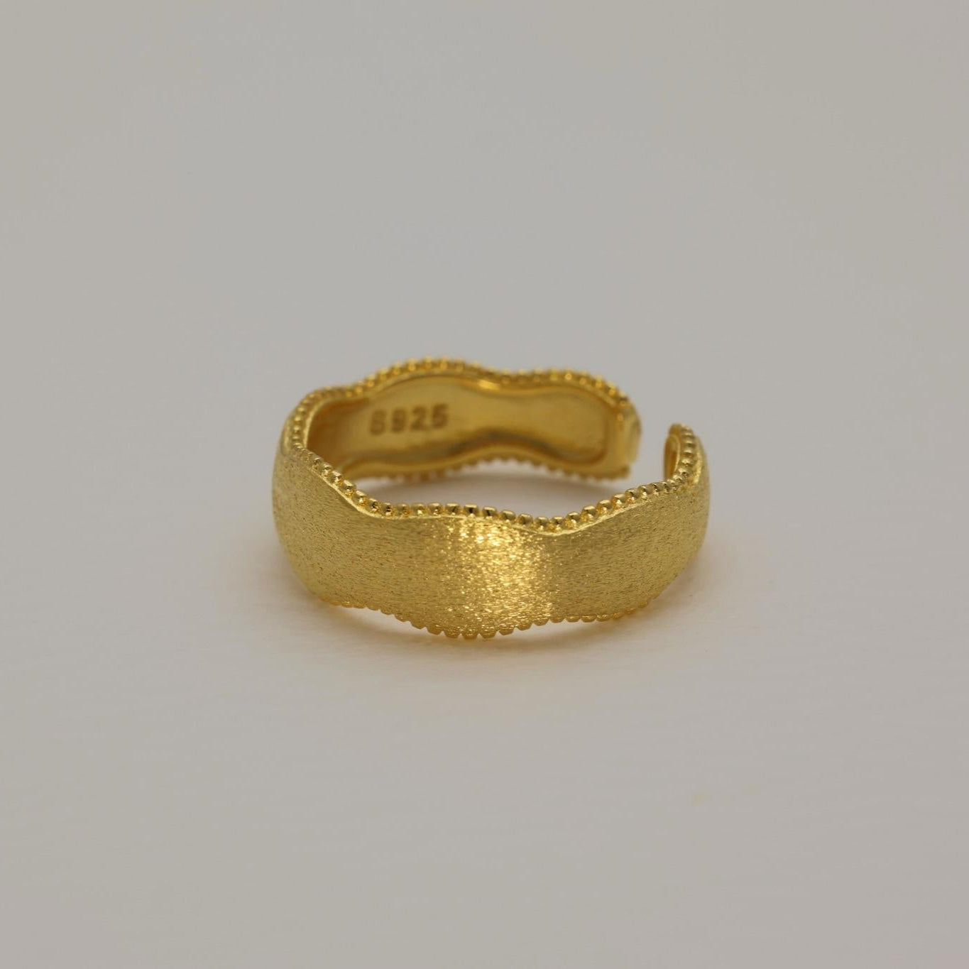 Open-back Éloïse Ring in gold vermeil, showing 925 stamp.