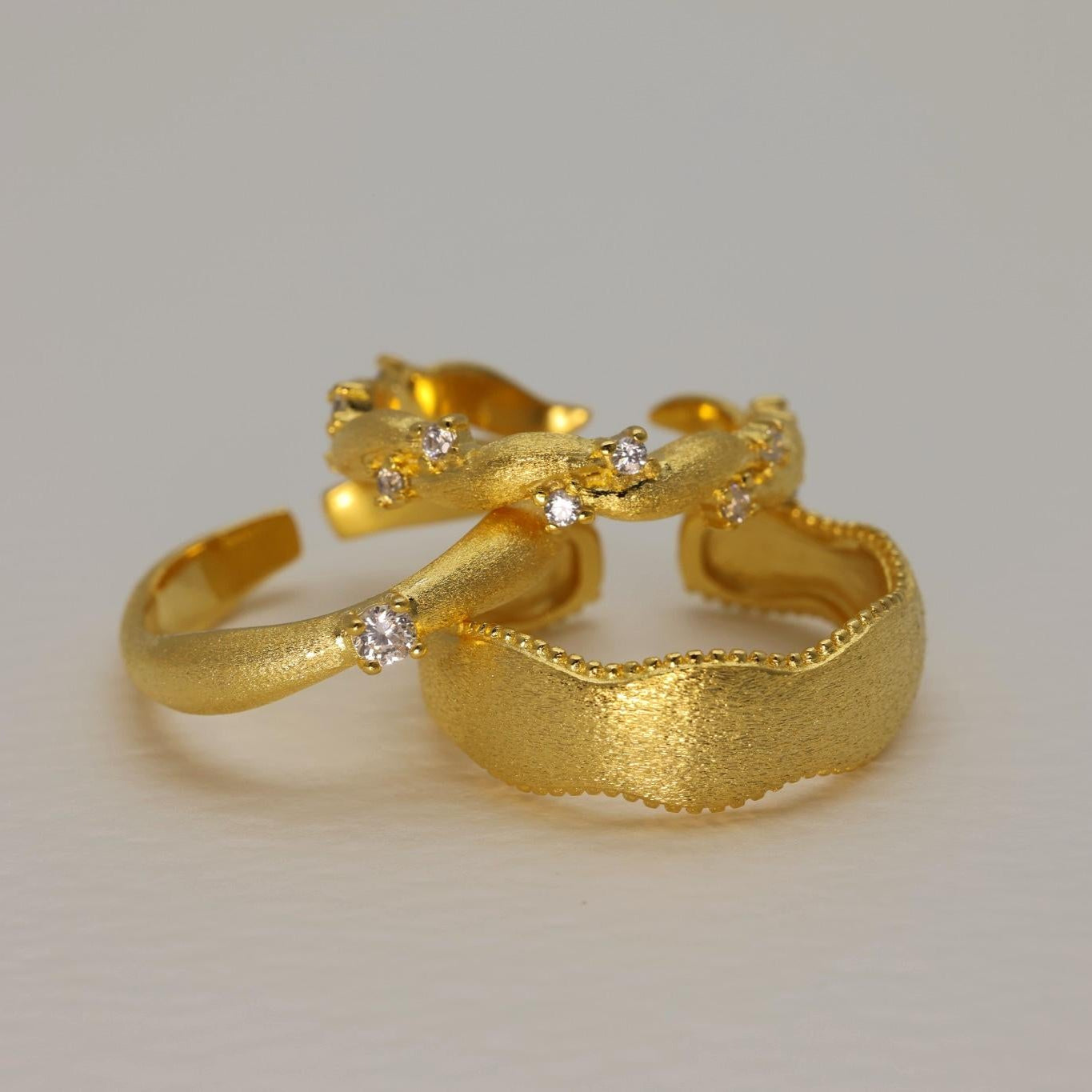 Éloïse Ring styled with pavé rings in gold vermeil, group shot.