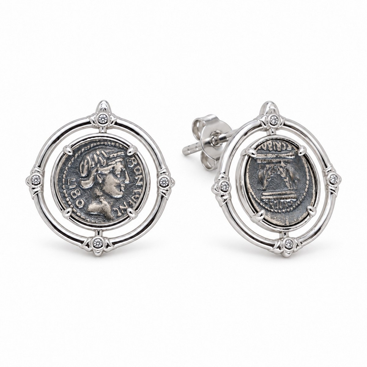 Évariste Coin Stud Earrings in 925 Sterling Silver
