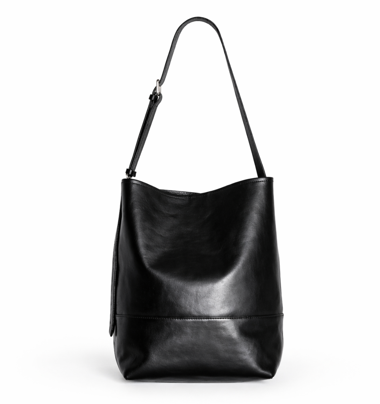 Lennox Leather Shoulder Bag in Black