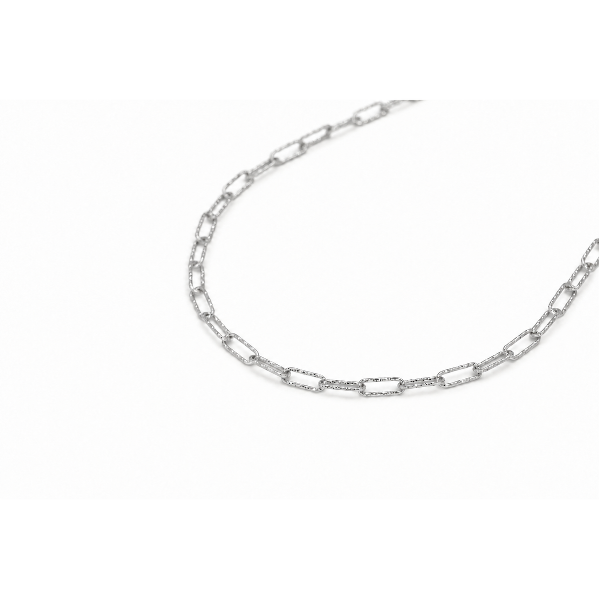 Elowen Organic Chain Necklace in 925 Sterling Silver - angled view