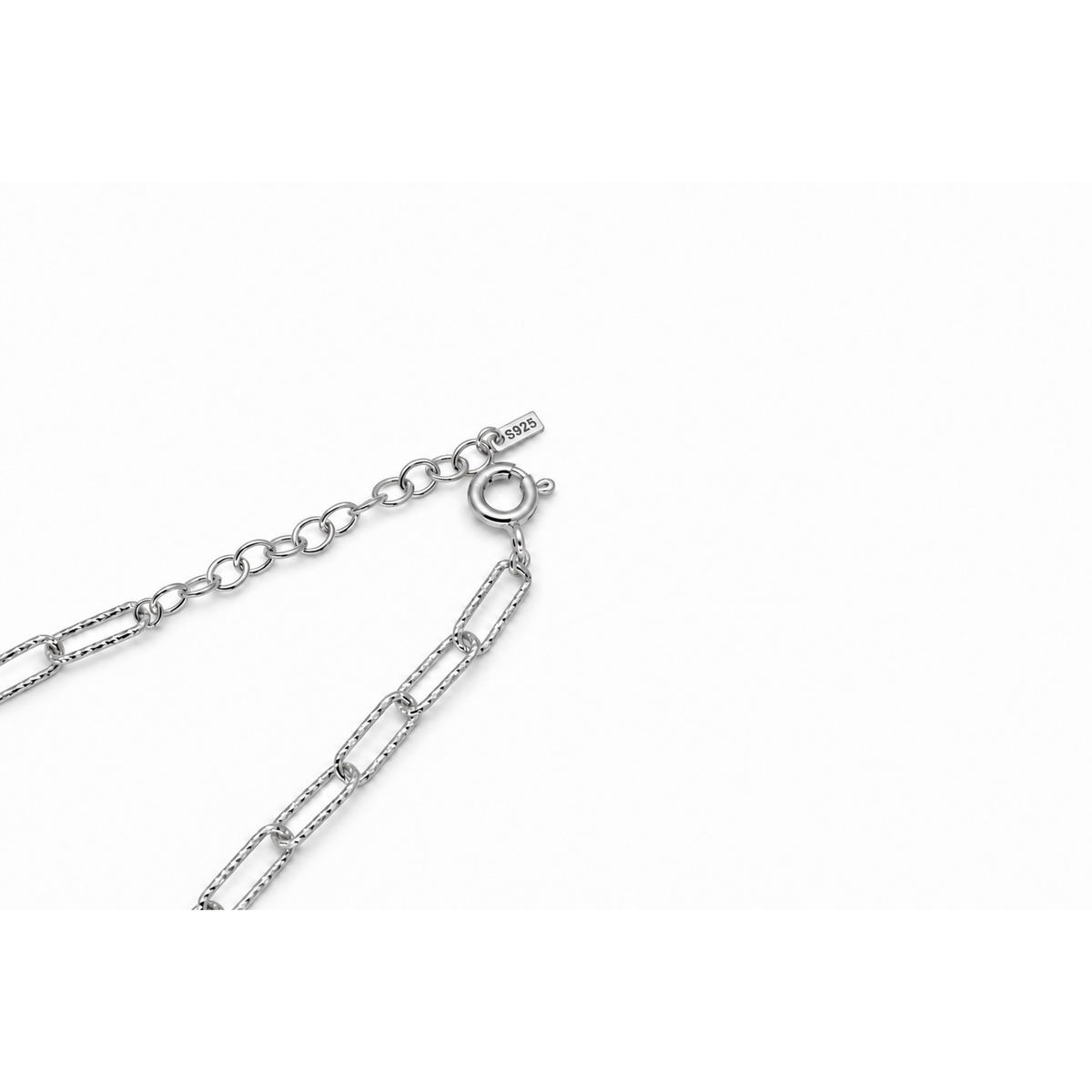 Elowen Organic Chain Necklace in 925 Sterling Silver - S925 clasp detail
