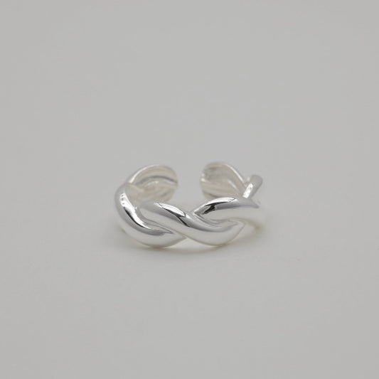 Polished 925 silver ring with sculptural twist design