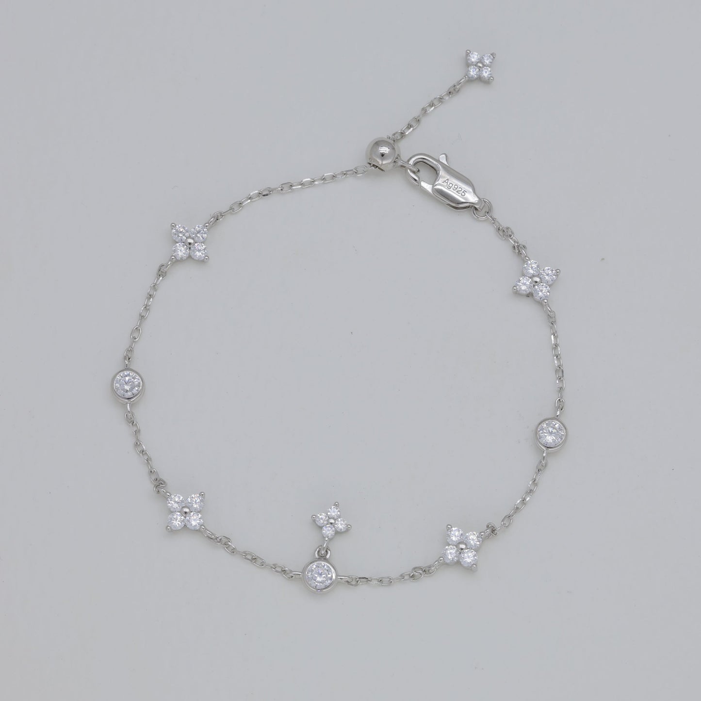 Solenne Floral Chain Bracelet in 925 Sterling Silver by MOA - view 1