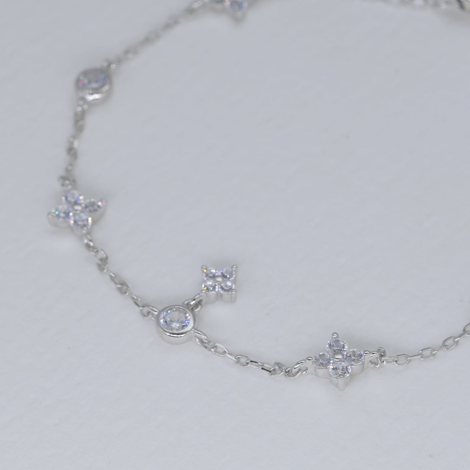 Solenne Floral Chain Bracelet in 925 Sterling Silver by MOA - view 2