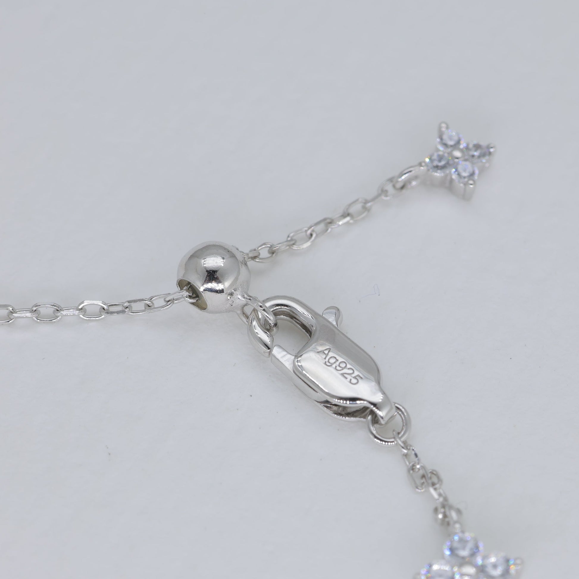 Solenne Floral Chain Bracelet in 925 Sterling Silver by MOA - view 3